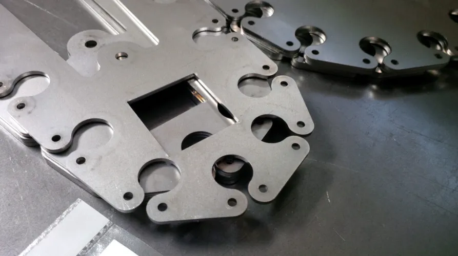 Steel Laser Cutting